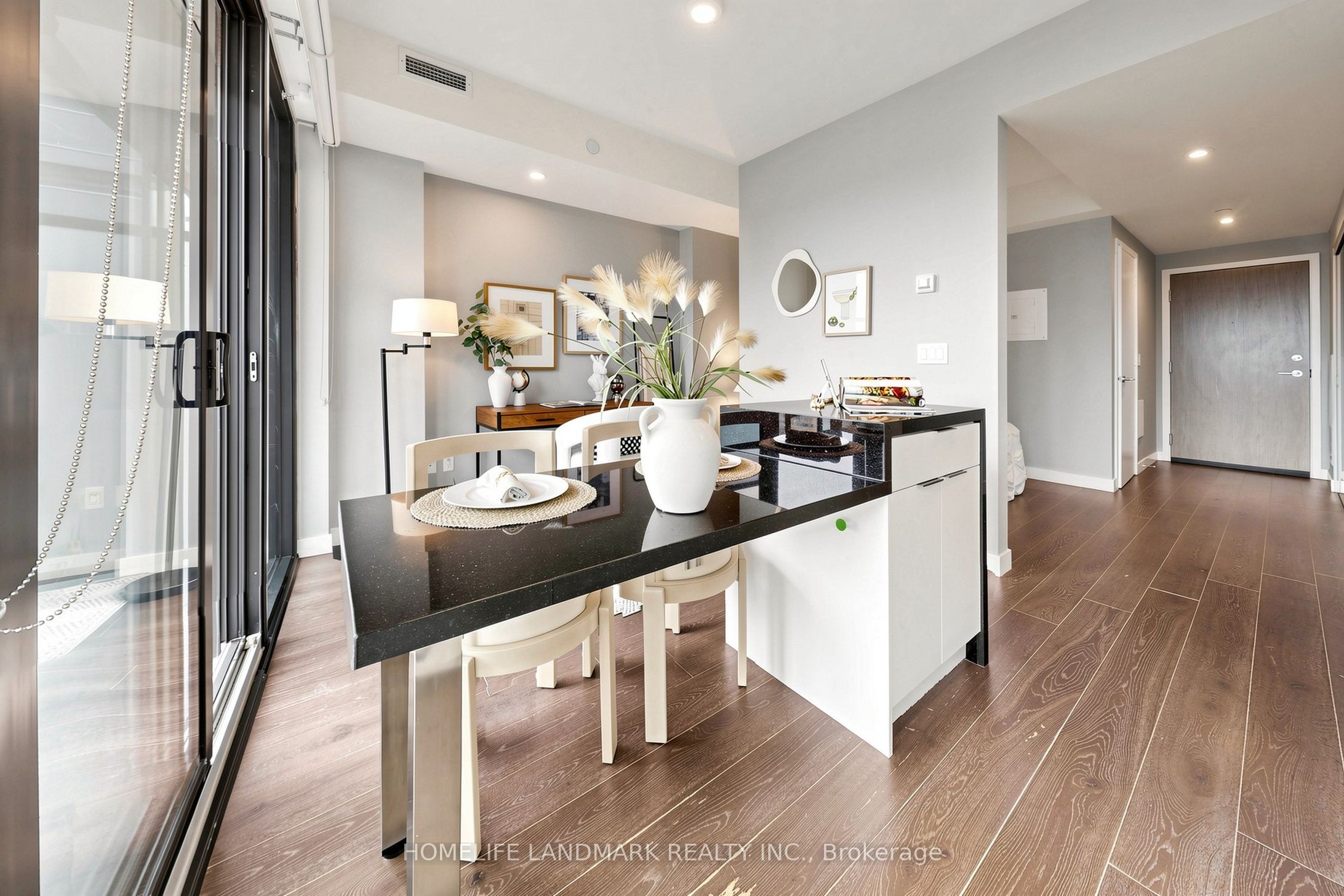 Additional image 6 of 1603-215 Queen Street W, Toronto, ON, M5V 0P5
