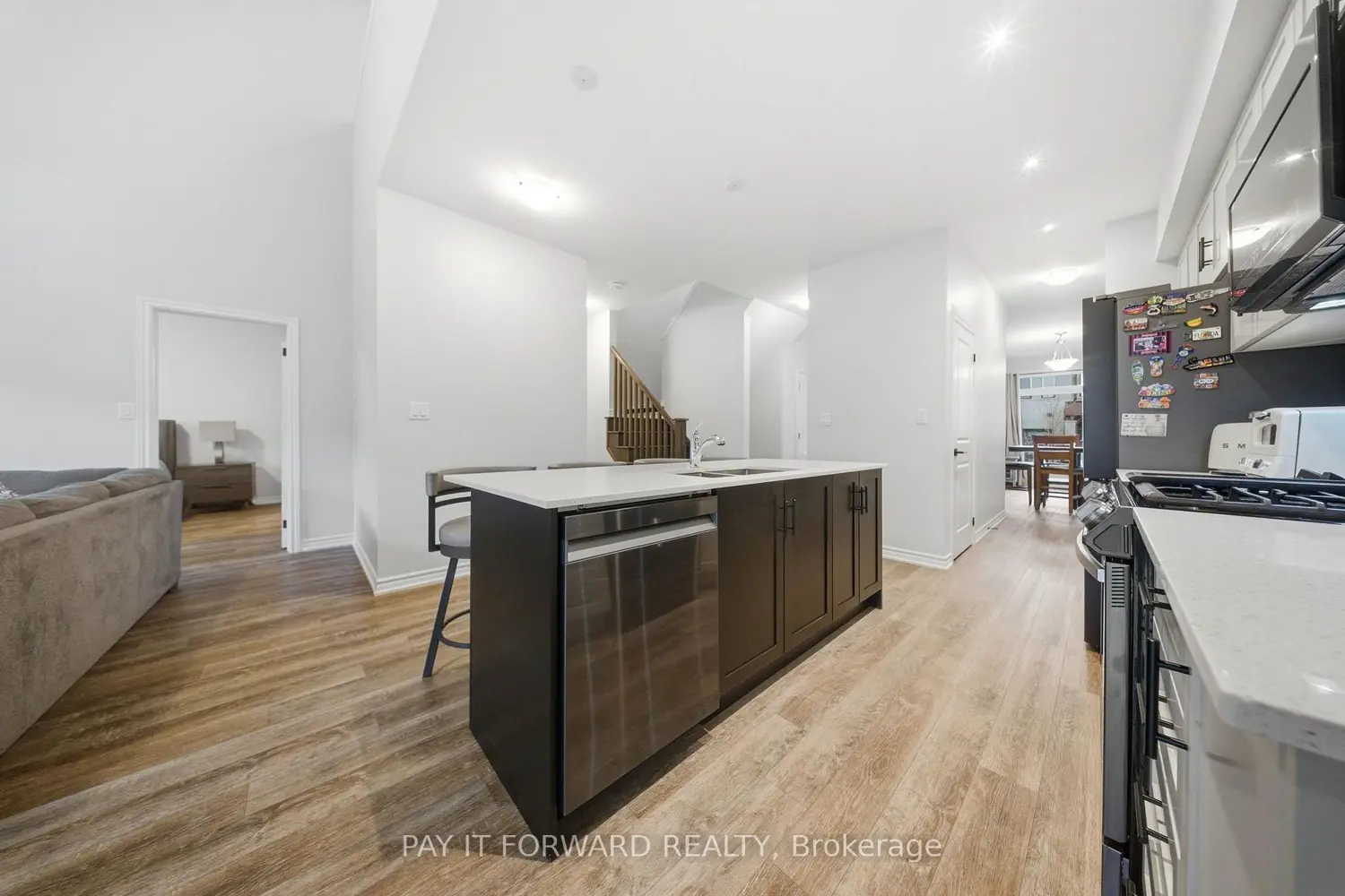 Additional image 8 of 30 Bensley Lane