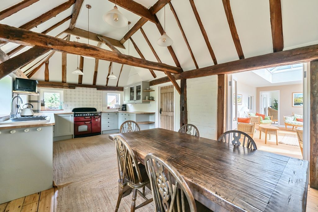 Additional image 10 of 3 bed barn conversion to rentEmms Lane, Brooks Green, Horsham RH13