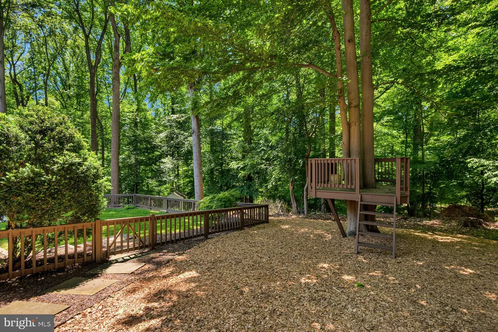 Additional image 43 of 8508 Scarboro Court, Potomac, MD 20854