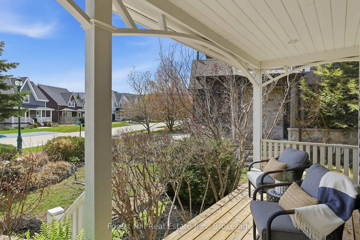 156 Snowbridge Way