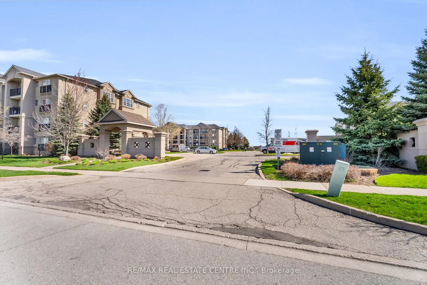 1479 Maple Avenue 102 photo 2