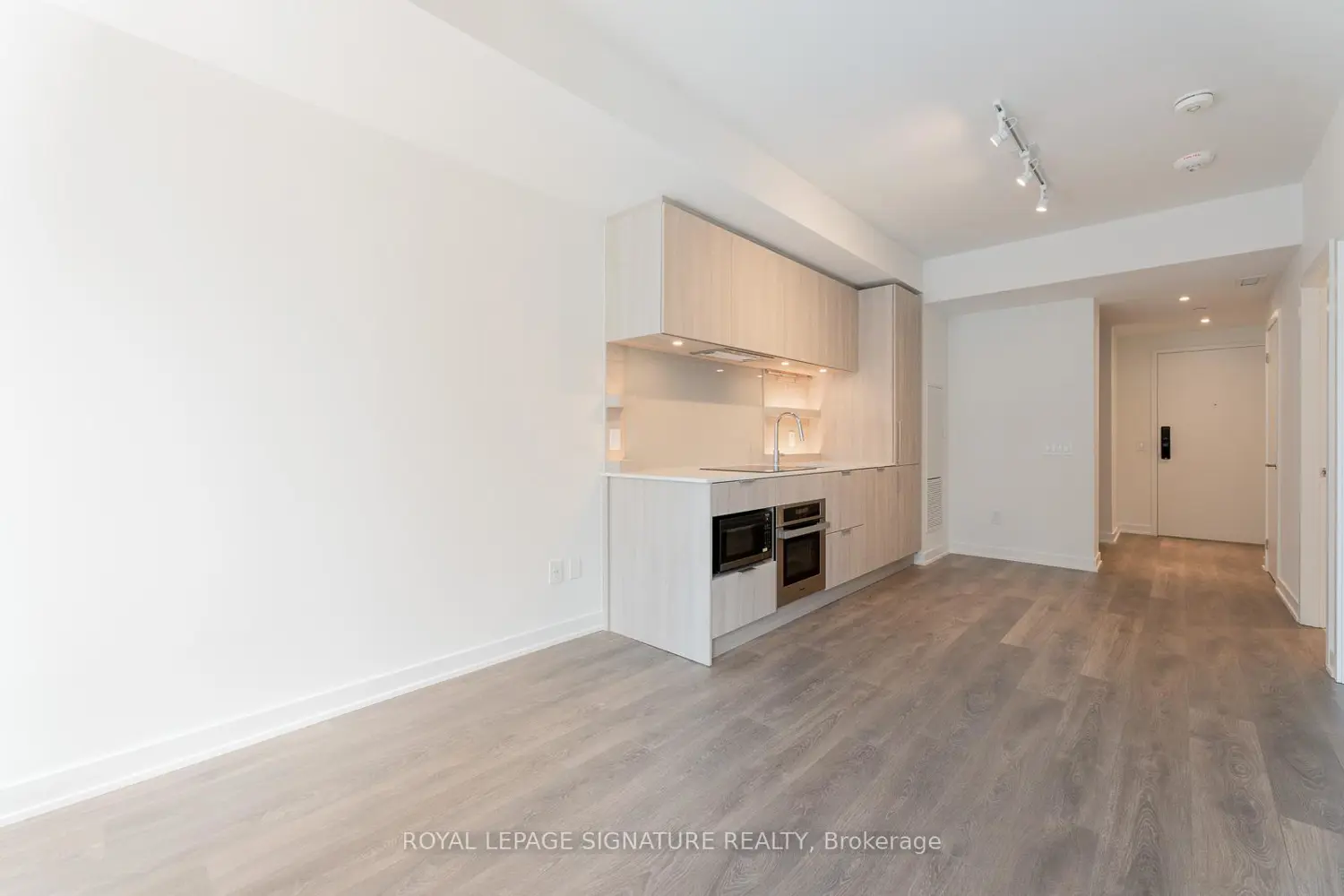 Additional image 7 of 28 Ann Street 210