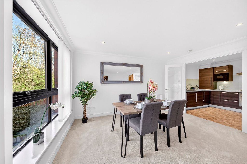 Additional image 3 of 2 bed flat for sale2/2, 147 Hayburn Lane, Glasgow G12