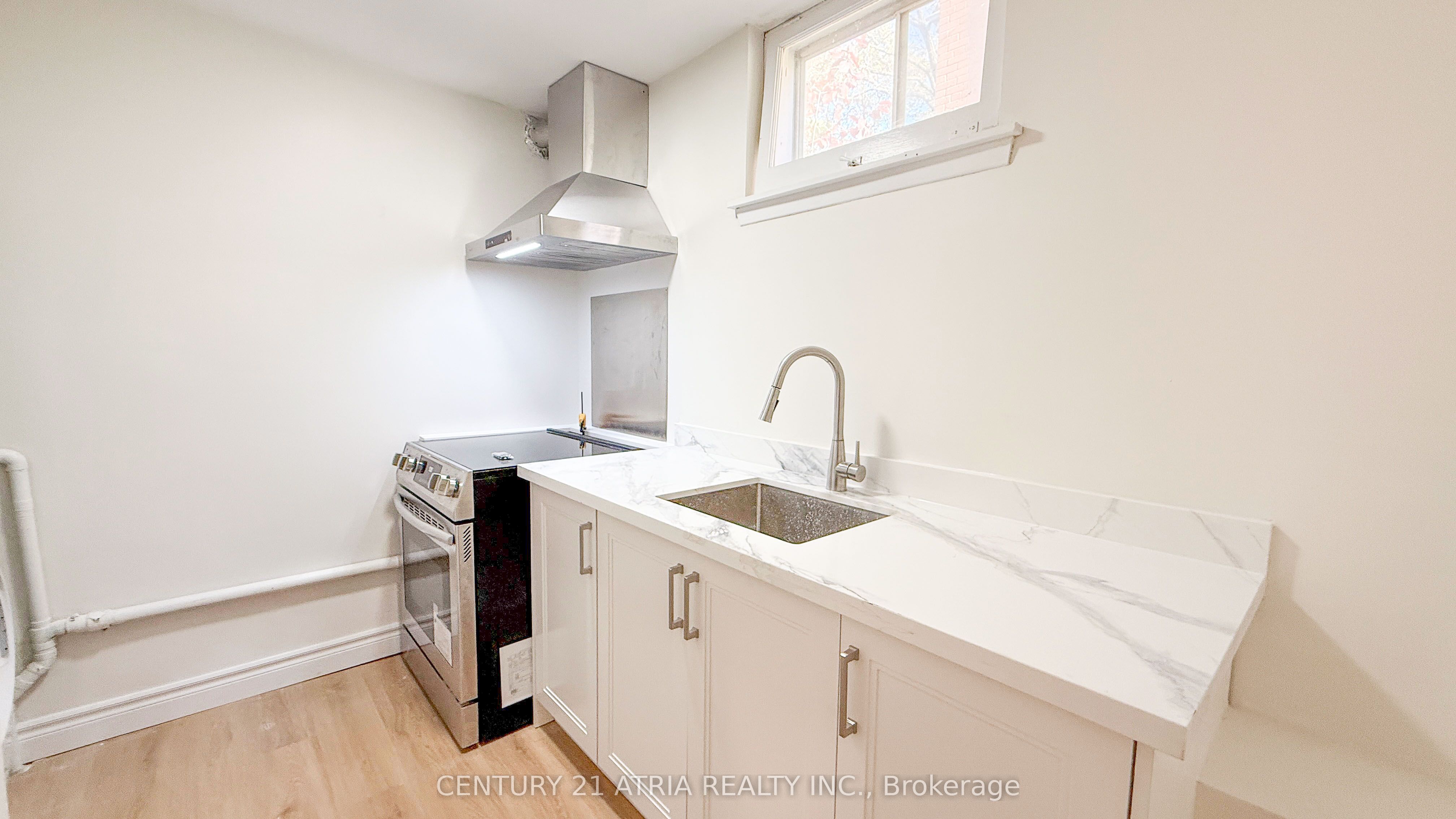 Additional image 4 of 151 Fenn Avenue, Toronto, ON, M2P 1X8
