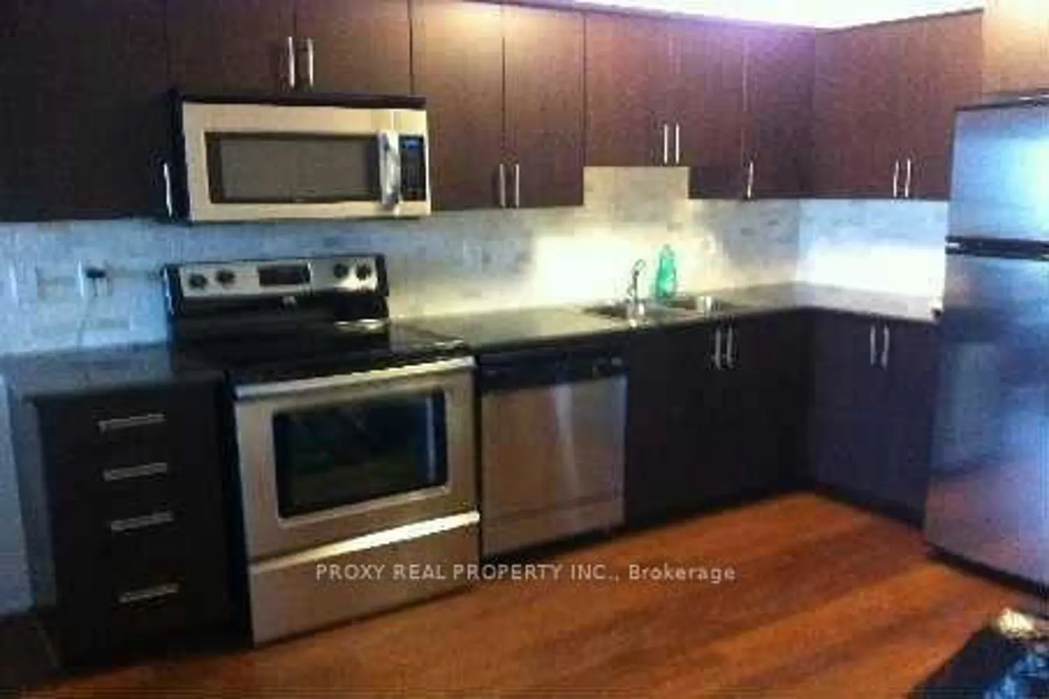 1 De Boers Drive 1009 photo 4