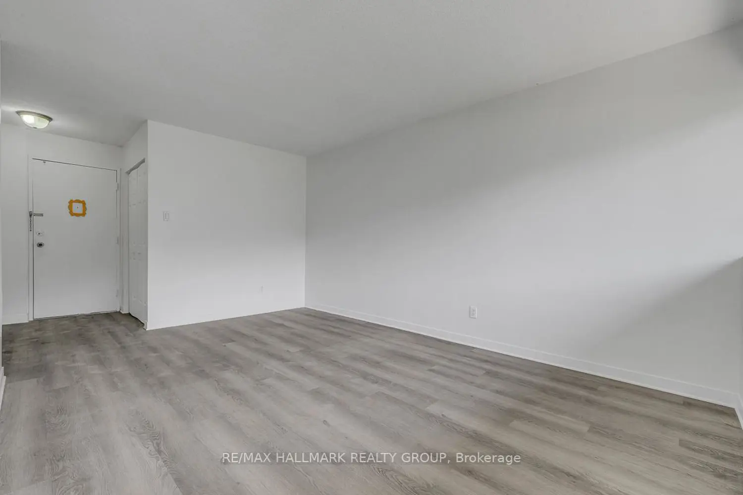 2041 Arrowsmith Drive 105A photo 5