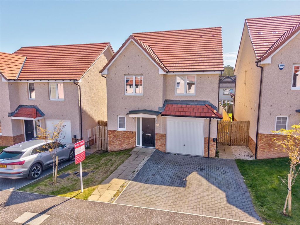4 bed property for saleAdam Crescent, Dundee DD3