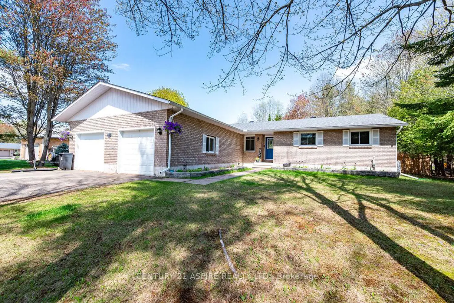 21 Heritage Drive