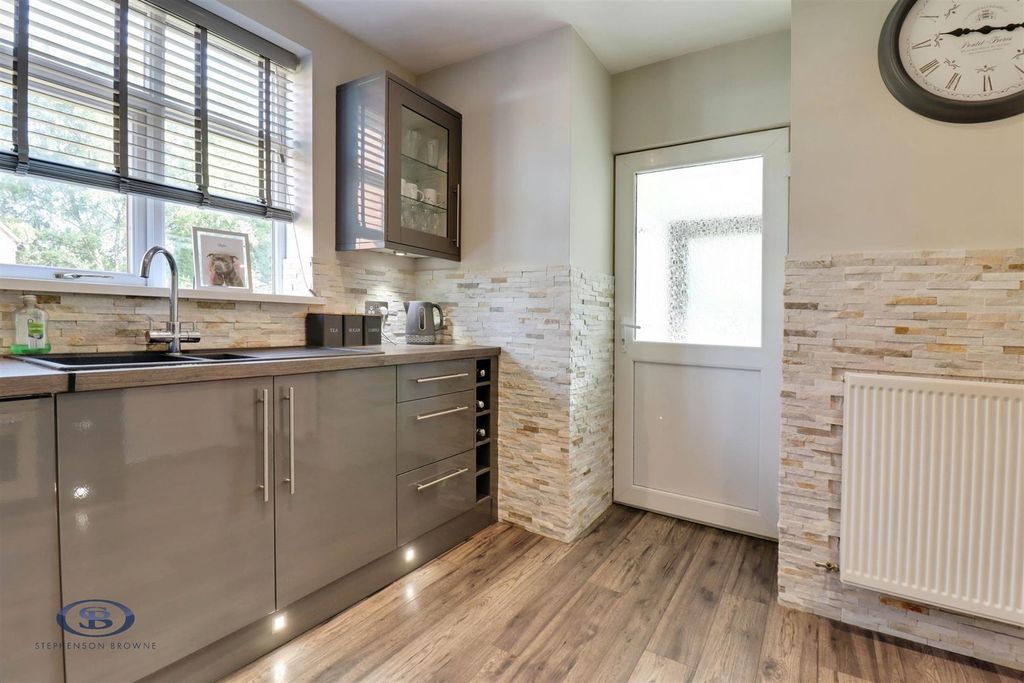 Additional image 15 of 3 bed semi-detached house for saleFairfield Avenue, Sandbach CW11