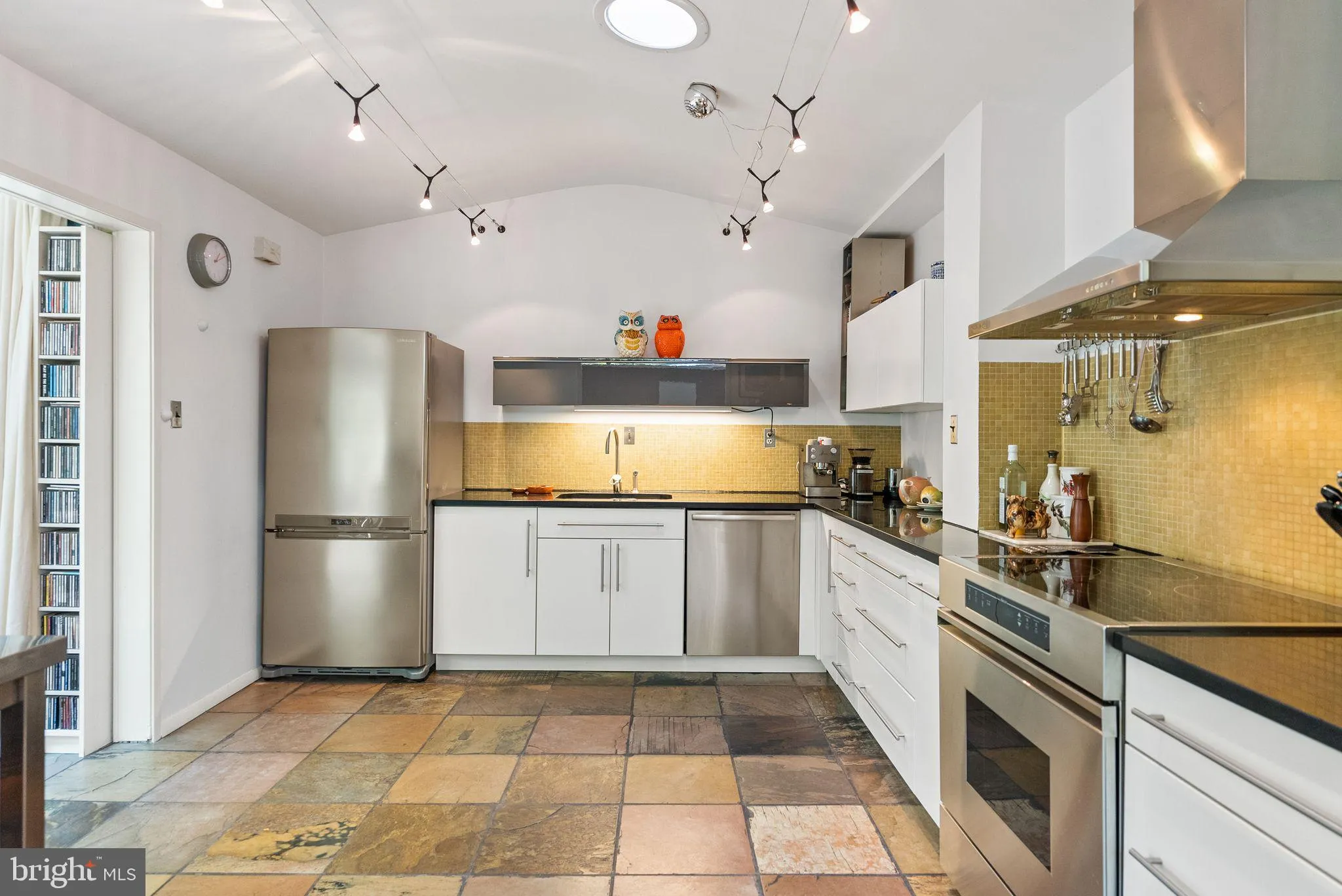 Additional image 111 of 8034 Park Overlook Drive, Bethesda, MD 20817