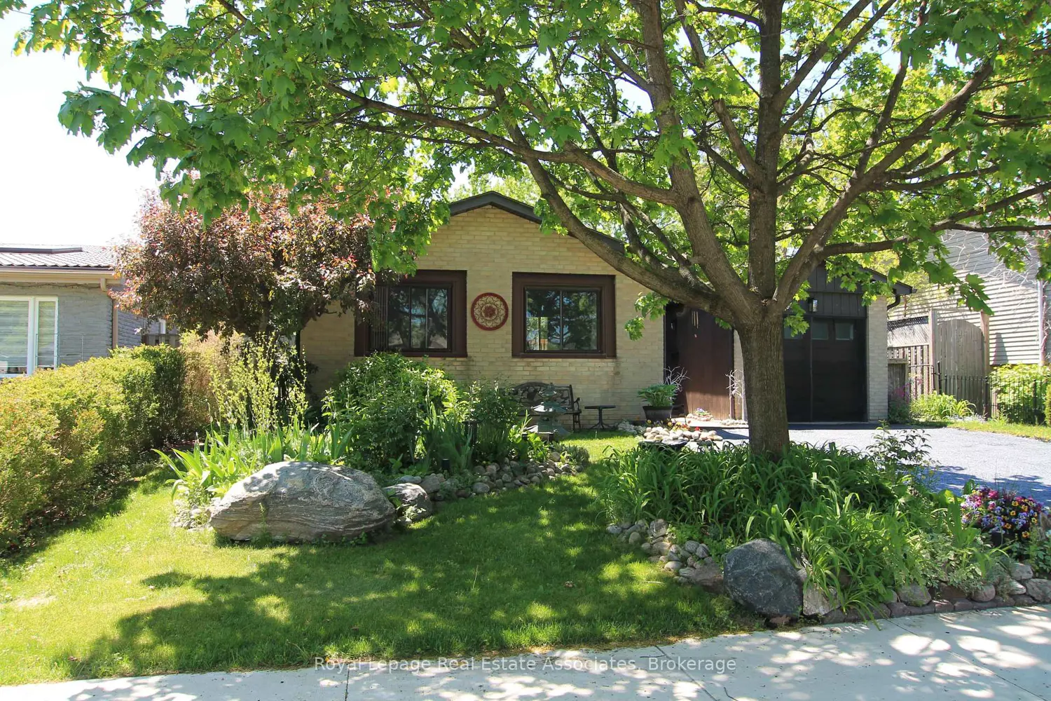 270 Kristin Grove