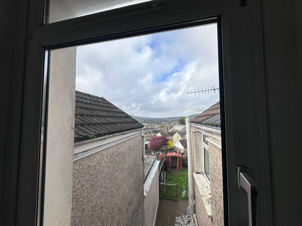 Additional image 15 of 3 bed terraced house to rentDanygraig Road, Neath SA11