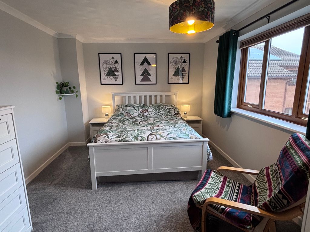 Additional image 12 of 4 bed detached house to rentAdrian Close, Porthcawl CF36