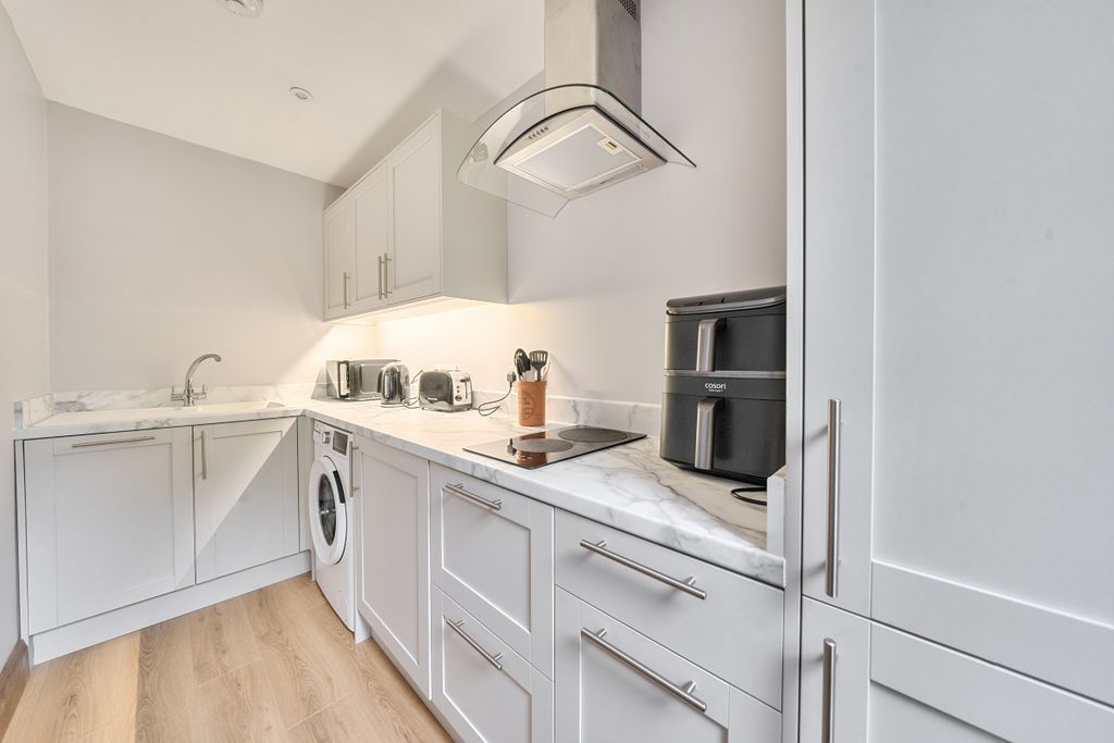 Additional image 2 of 1 bed flat to rentCommon Road, Whiteparish, Salisbury SP5