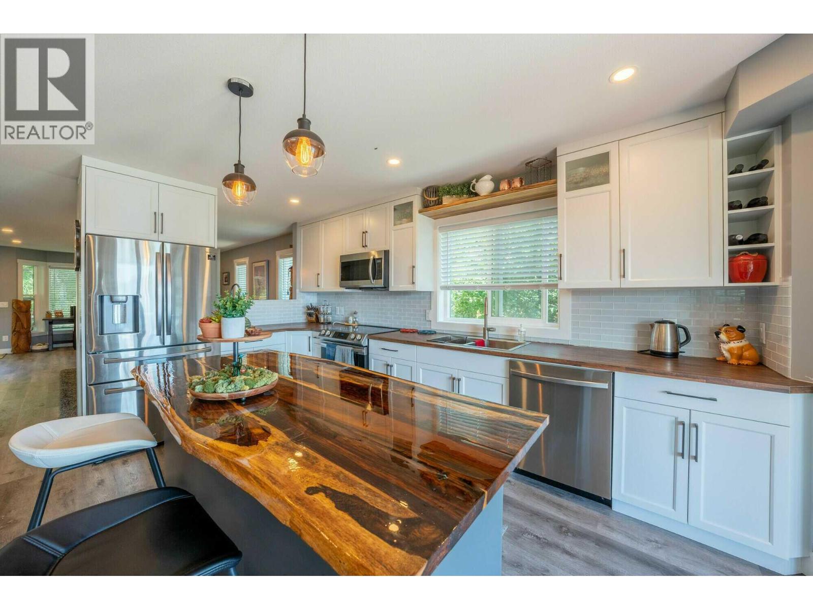 Additional image 6 of 5190 Robinson Place, Peachland, BC, V0H1X1