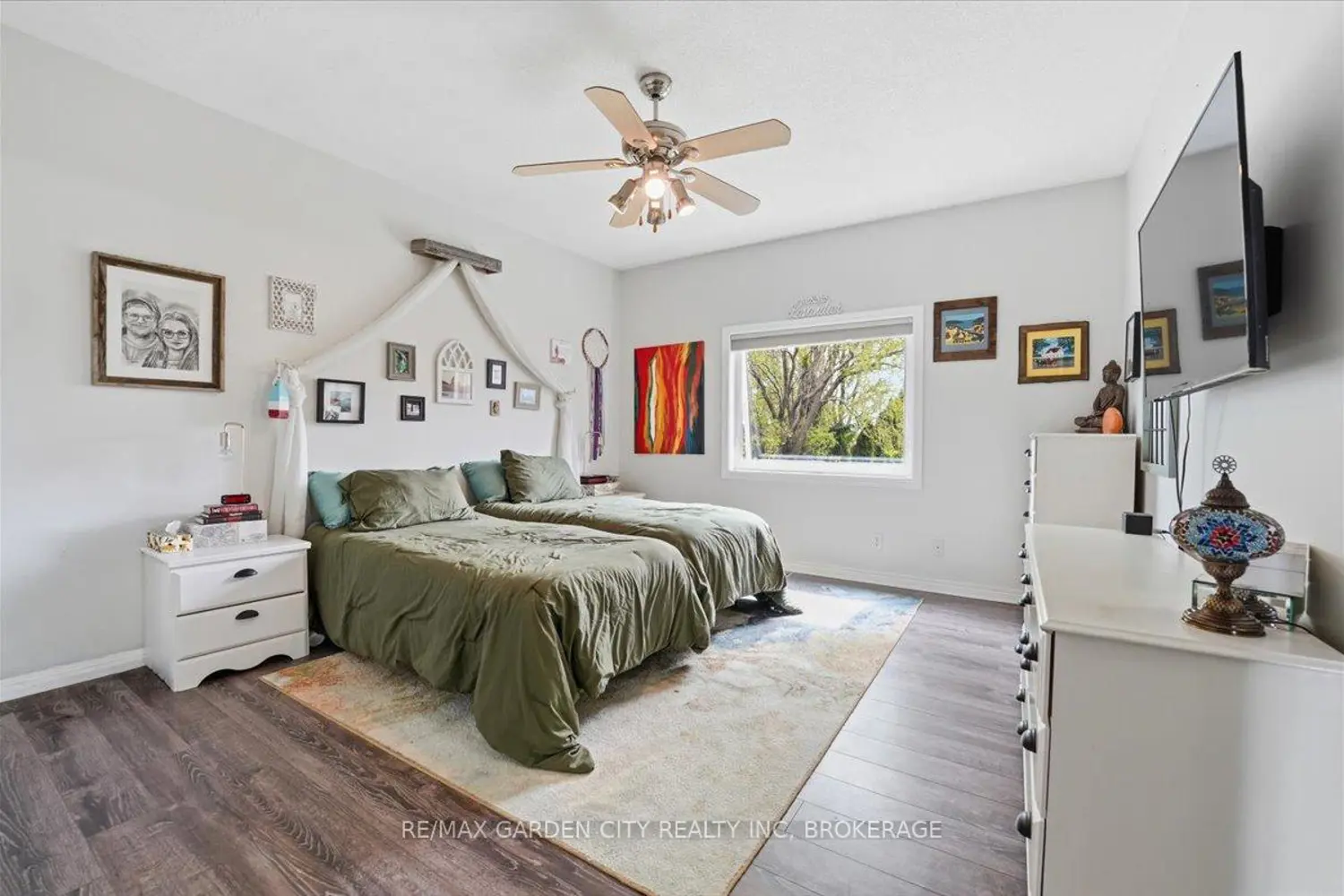 Additional image 5 of 325 Winterberry Boulevard