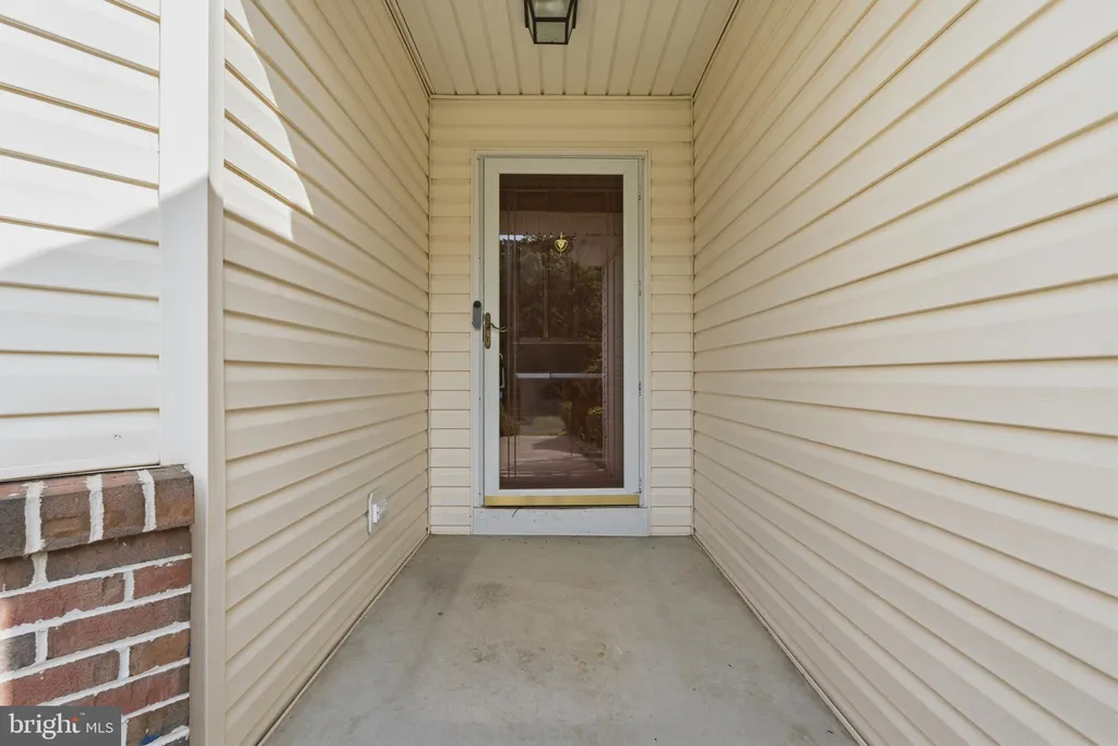 Additional image 5 of 279 E Flagstone Drive, Newark, DE 19702