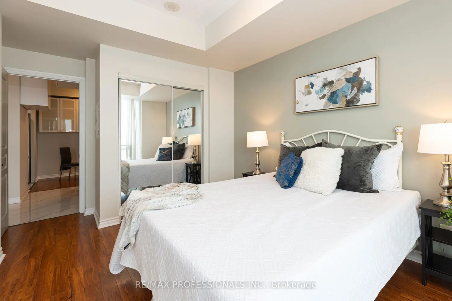 Additional image 8 of 3525 Kariya Drive 2701