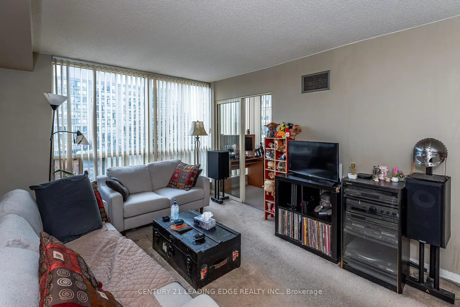 Additional image 7 of 309 Major Mackenzie Drive 411