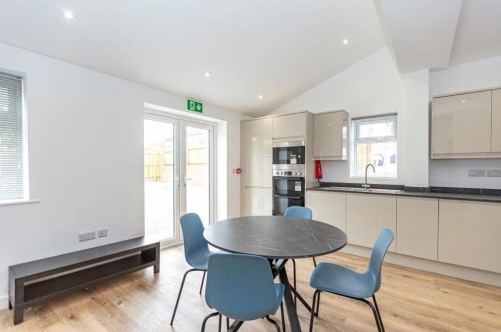 Additional image 22 of 6 bed property to rentStanley Avenue, Filton BS34