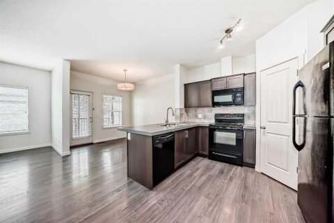 Additional image 8 of 76 Copperpond Landing SE, Calgary, AB, T2Z 1G6