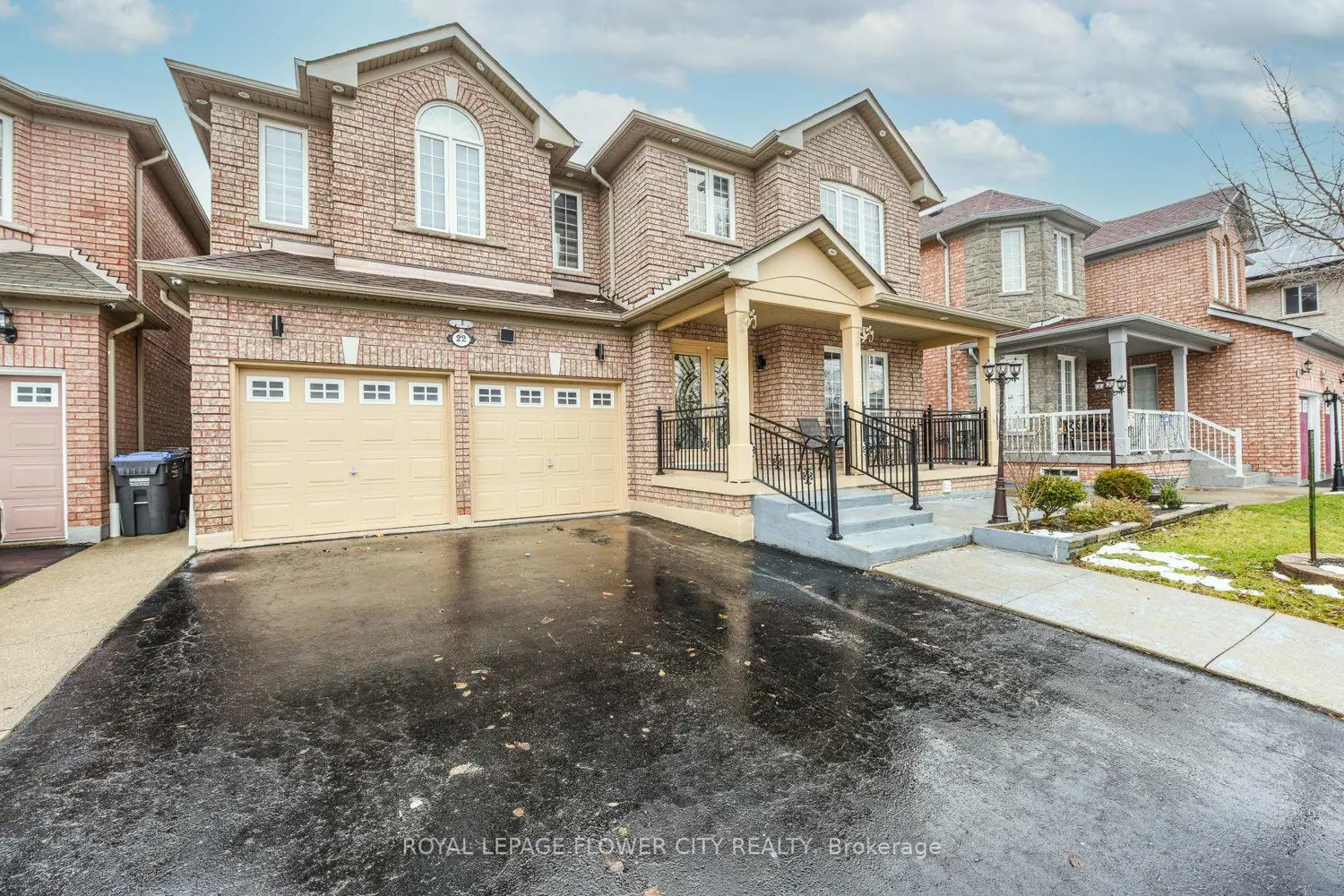 22 Wintersnow Court