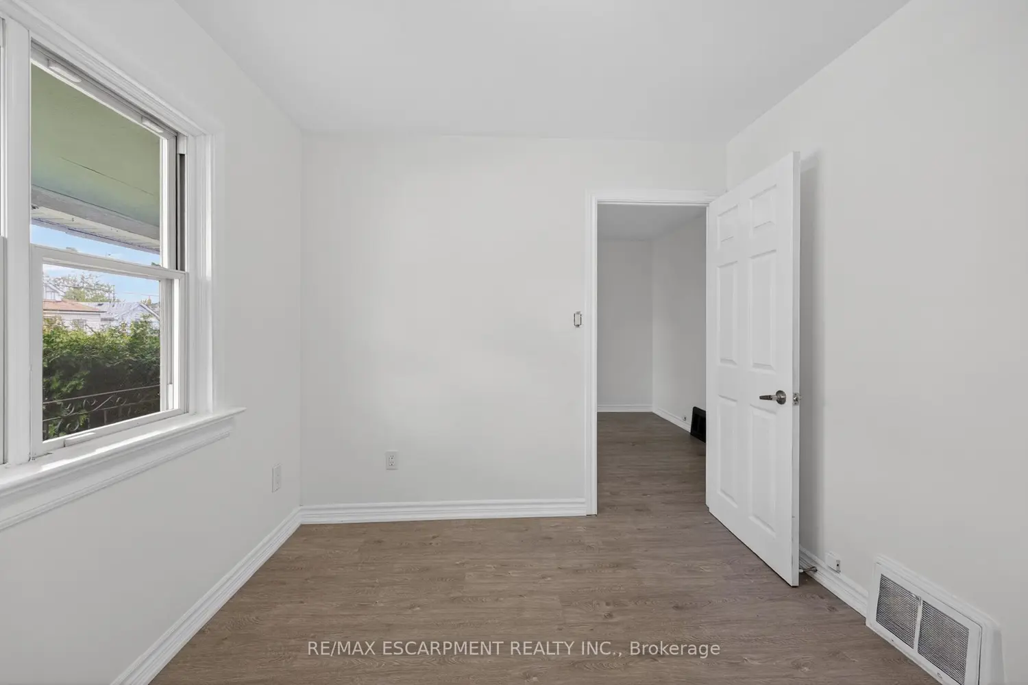 Additional image 4 of 584 Waterloo Street