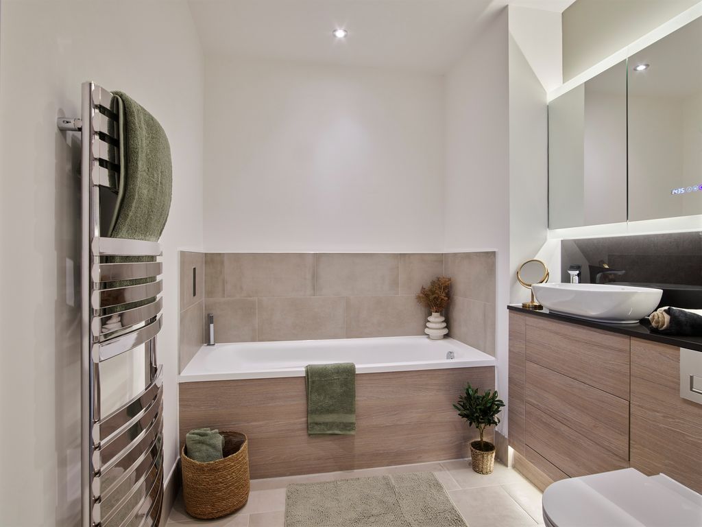 Additional image 5 of 2 bed flat for saleBrentwood Central, Western Road, Brentwood CM14