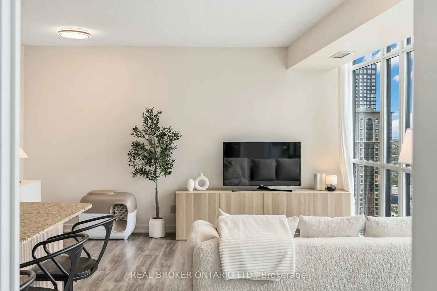 Additional image 9 of 4099 Brickstone Mews 3501
