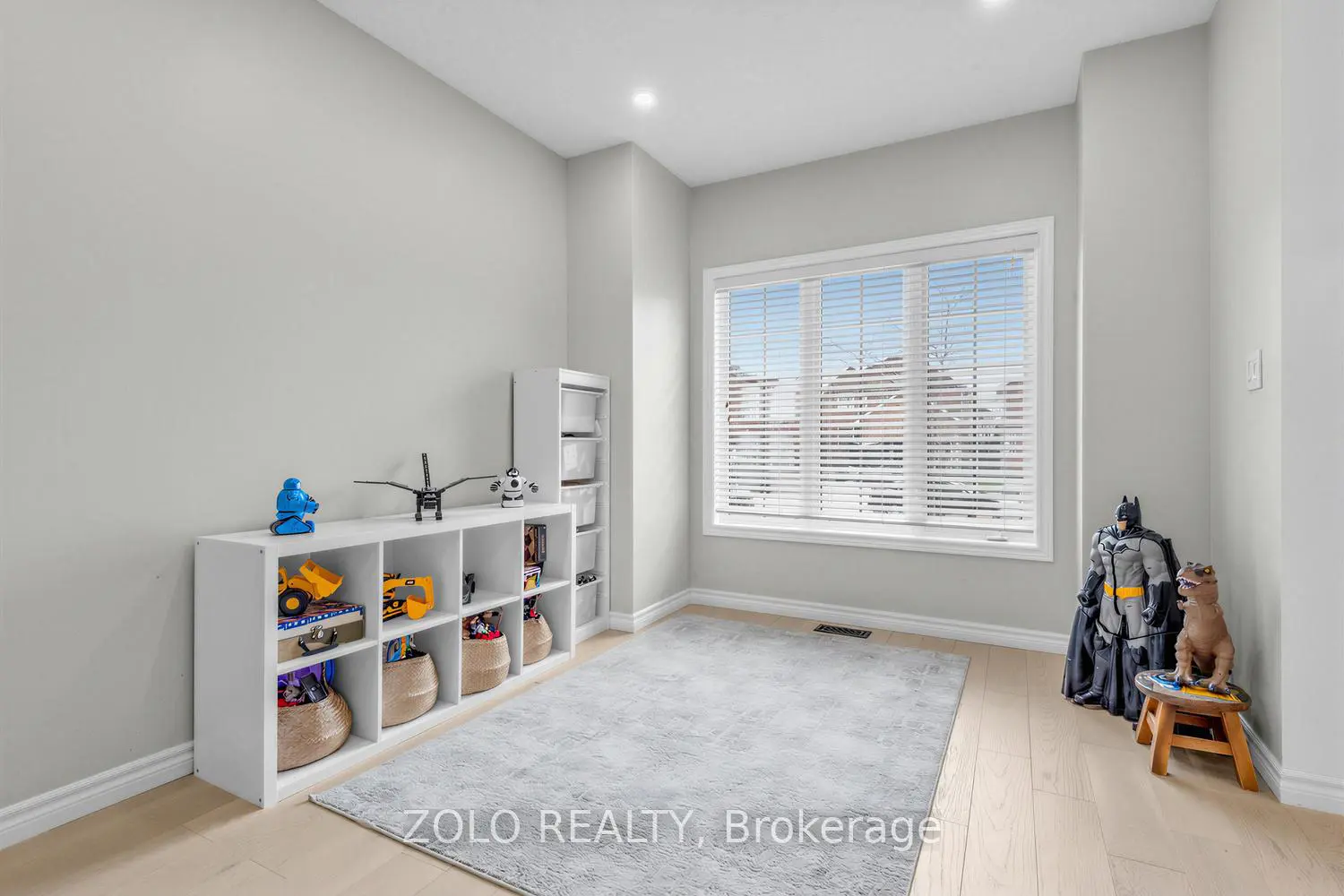 Additional image 3 of 1911 Swan Street