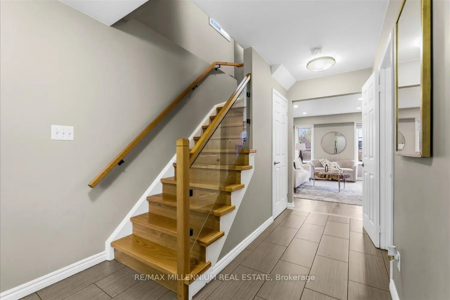 214 Graburn Avenue