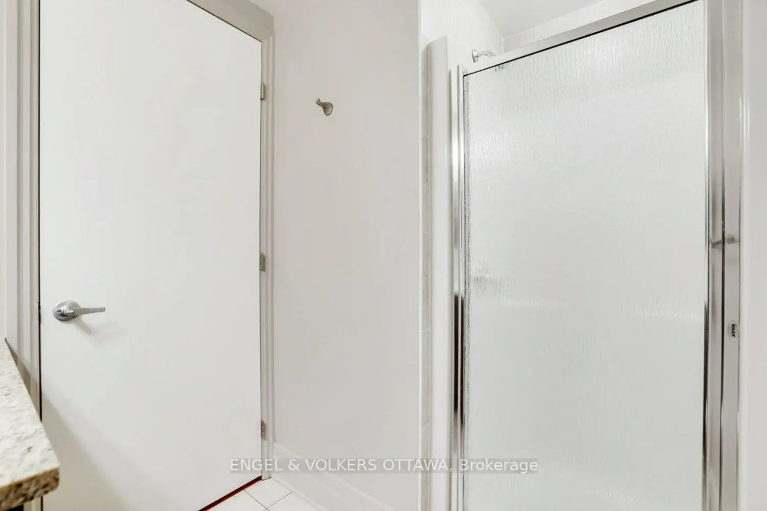808 Bronson Avenue 209 photo 5