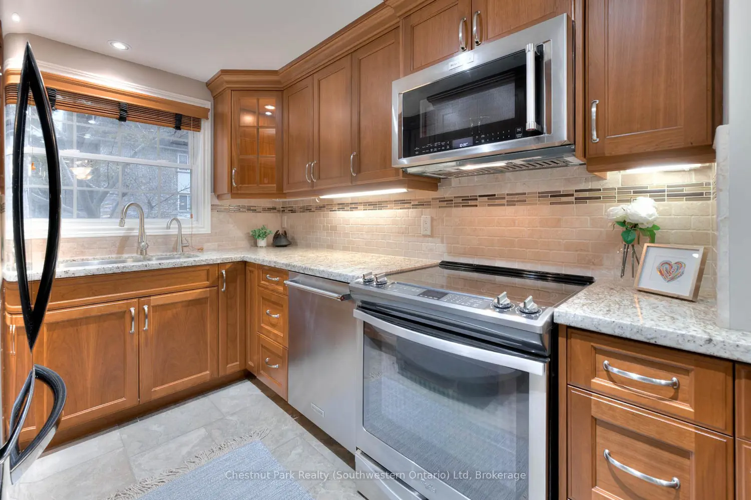 383 Edinburgh Road 30 photo 3