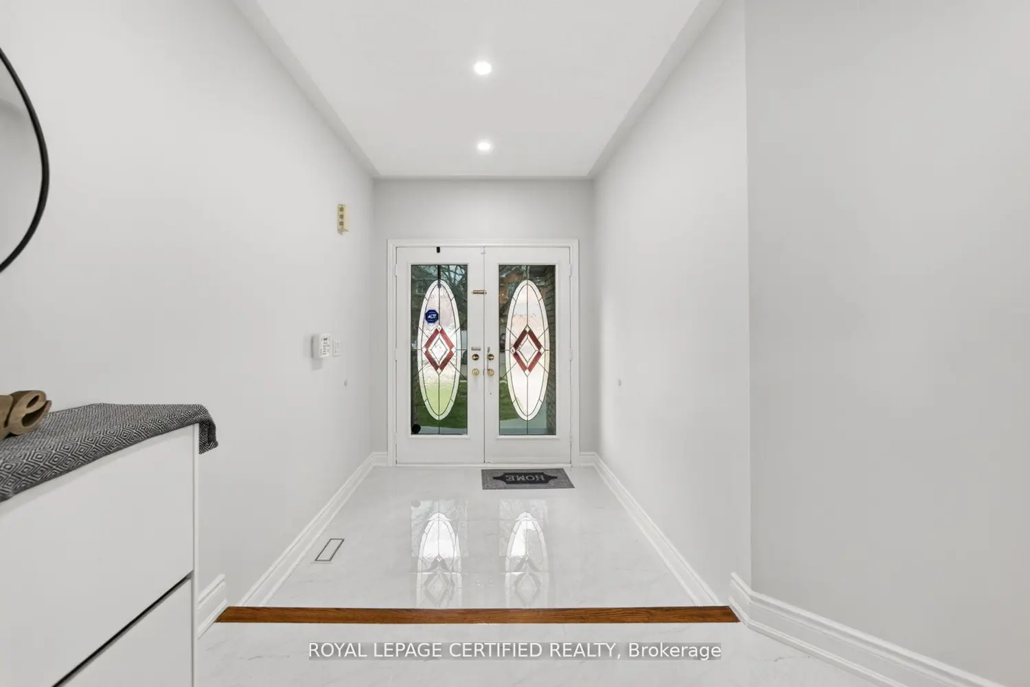 643 Garden Walk photo 2