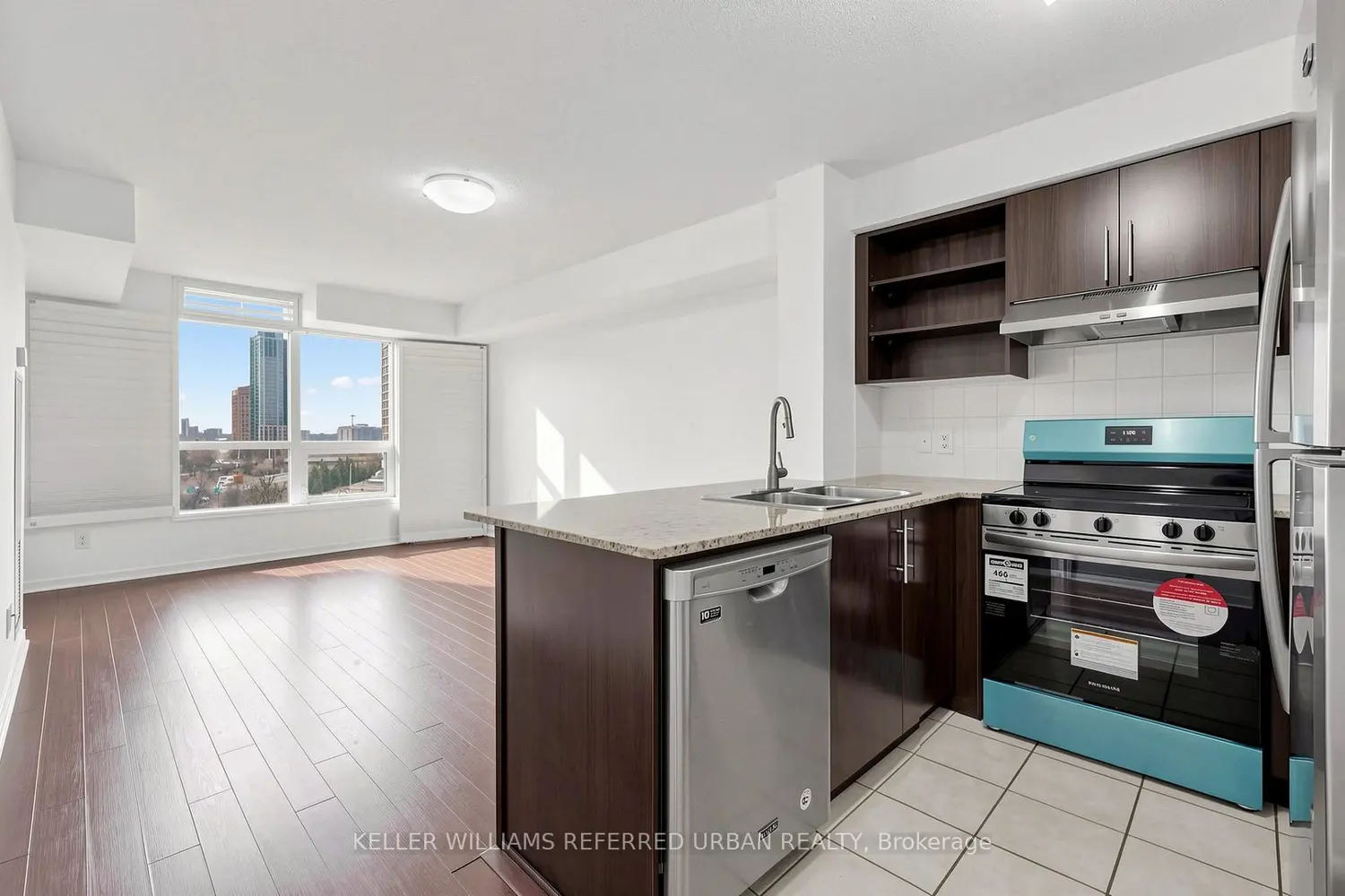 Additional image 8 of 120 Dallimore Circle 614