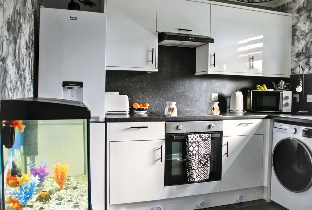 Additional image 5 of 2 bed flat for sale6 Mary Stevenson Drive, Alloa FK10
