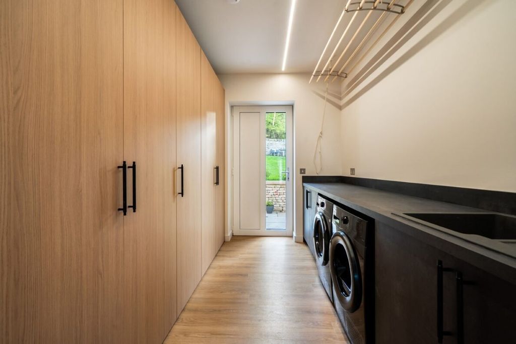 Additional image 15 of 5 bed detached house to rentPerrotts Brook, Cirencester, Gloucestershire GL7