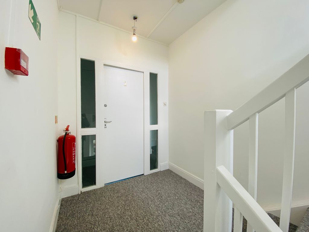 Additional image 9 of 2 bed flat to rentMarket Square, Narberth SA67