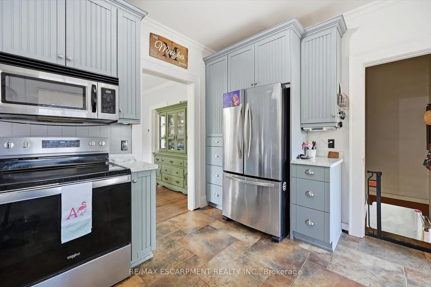 Additional image 11 of 392 Queenston Street
