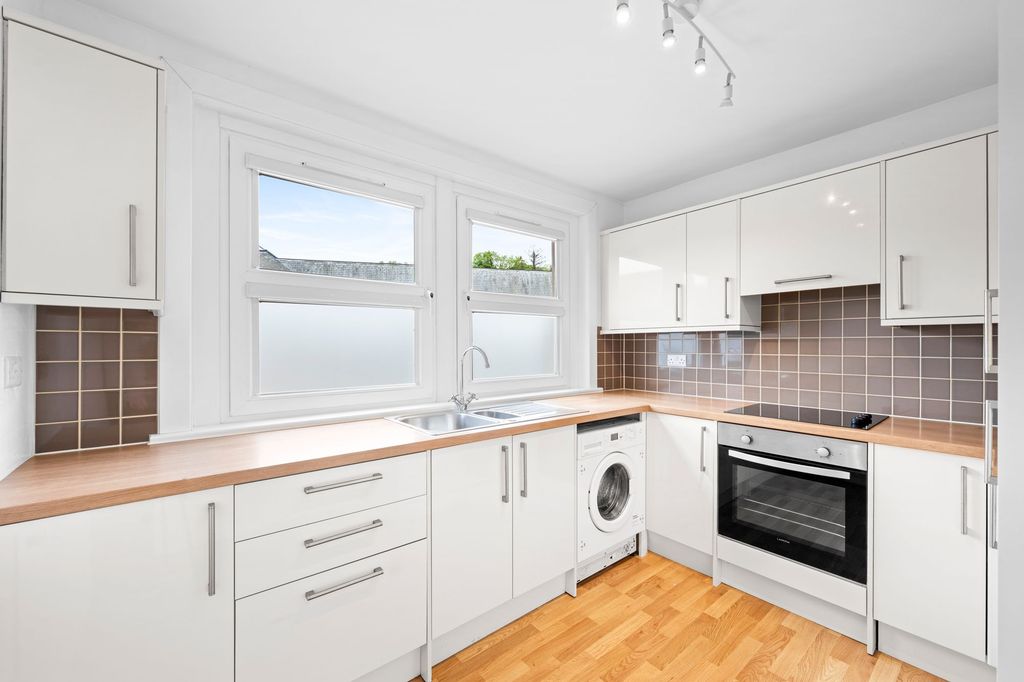 Additional image 2 of 2 bed end terrace house to rentBlackness Road, Linlithgow EH49