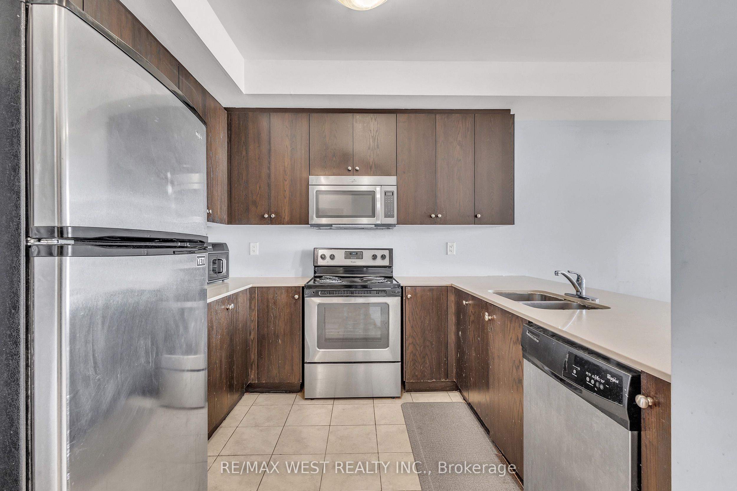 Additional image 6 of 9-9601 Jane Street, Vaughan, ON, L6A 4G5