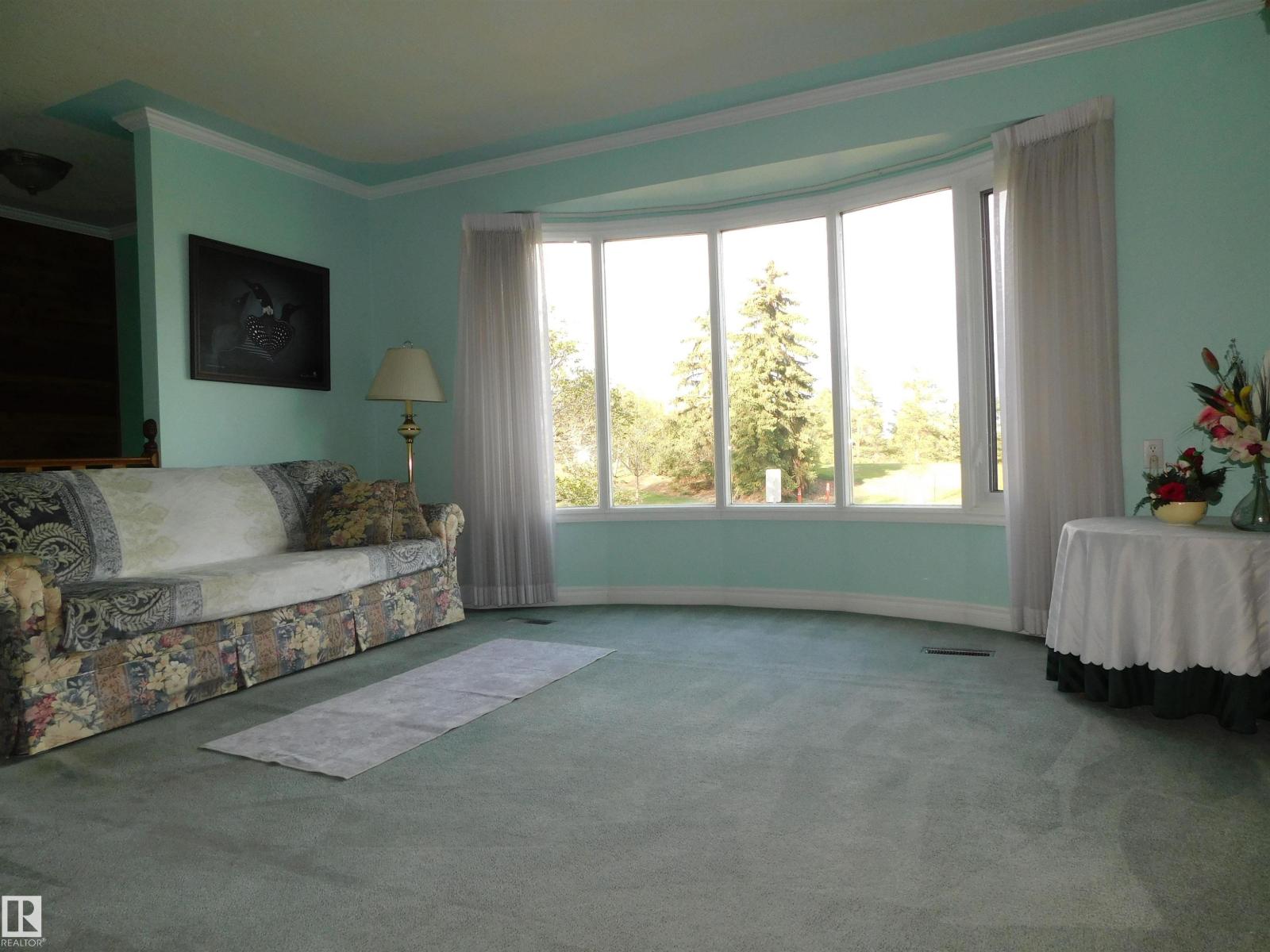 Additional image 4 of 10908 30 Street NW, Edmonton, AB, T5W1V9