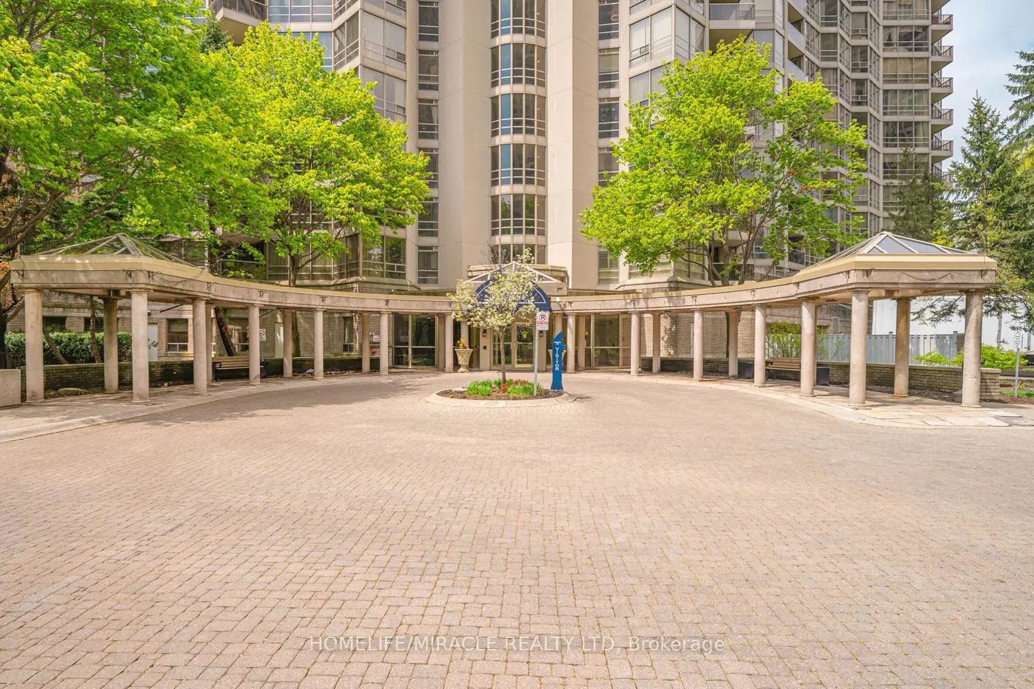 Additional image 3 of 45 Kingsbridge Garden Circle 208