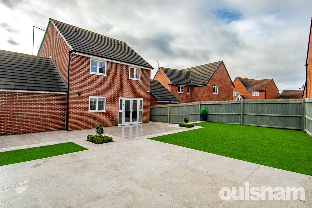Additional image 20 of 4 bed detached house to rentMorville Street, Webheath, Redditch, Worcestershire B97