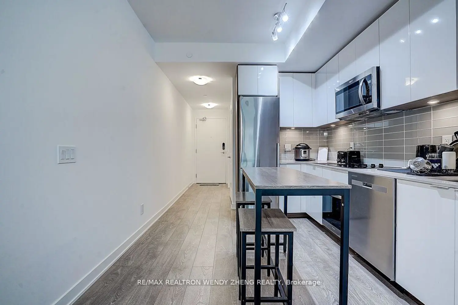 Additional image 2 of 543 Richmond Street 307
