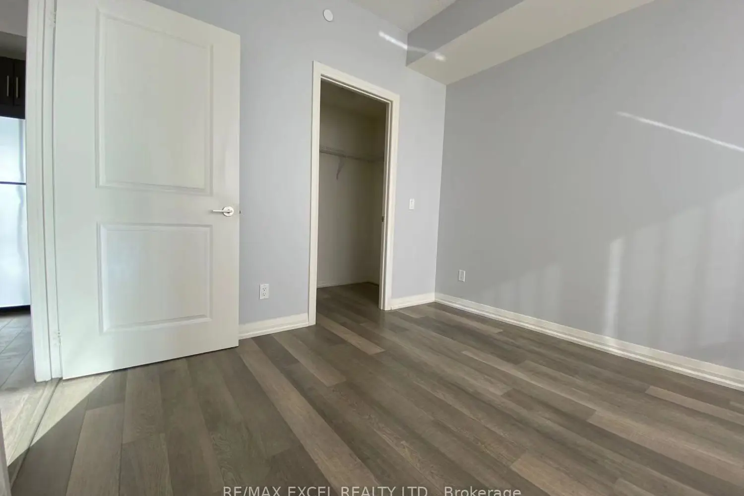 Additional image 7 of 9506 Markham Road 903