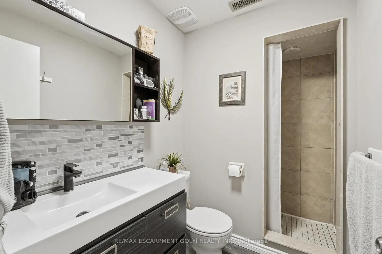 Additional image 16 of 32 Hobart Crescent