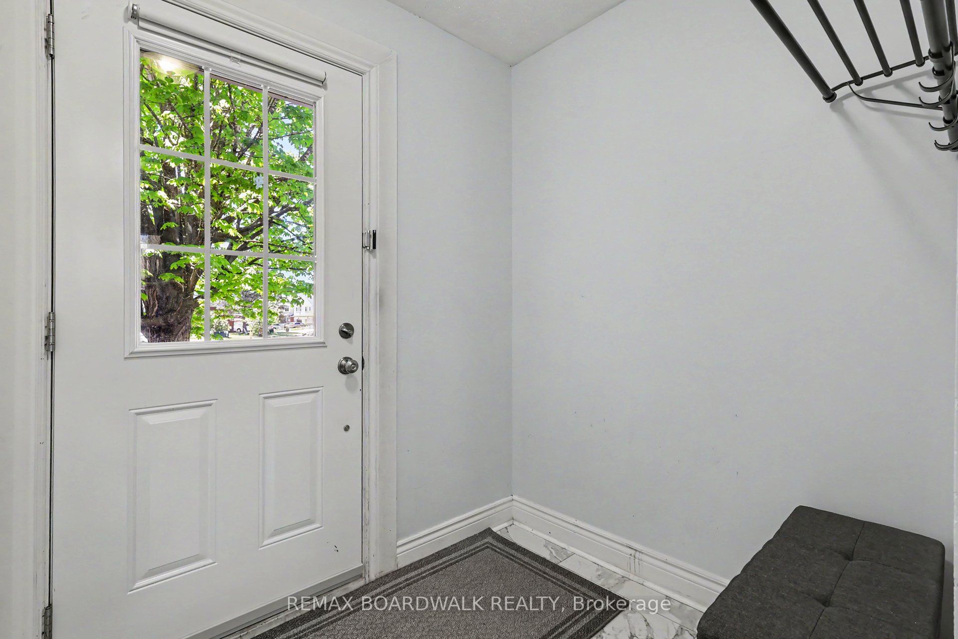 Additional image 3 of 1388 Beaucourt Court, Ottawa, ON, K4A 1W3