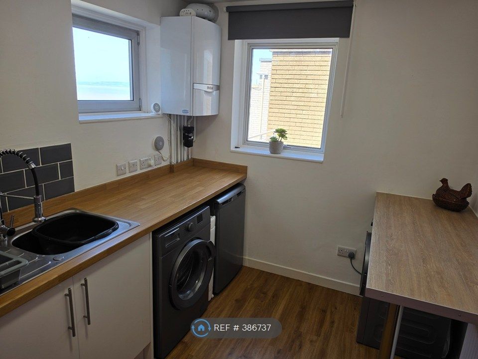 Additional image 5 of 2 bed flat to rentBeaufort Court, Clevedon BS21